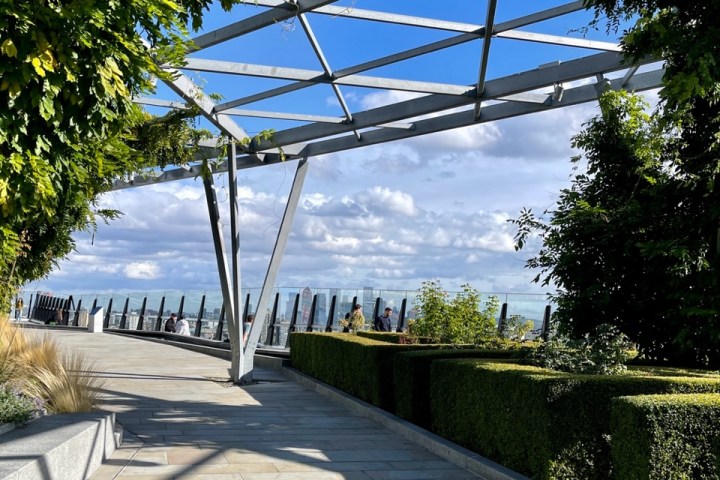 a close up of a bridge